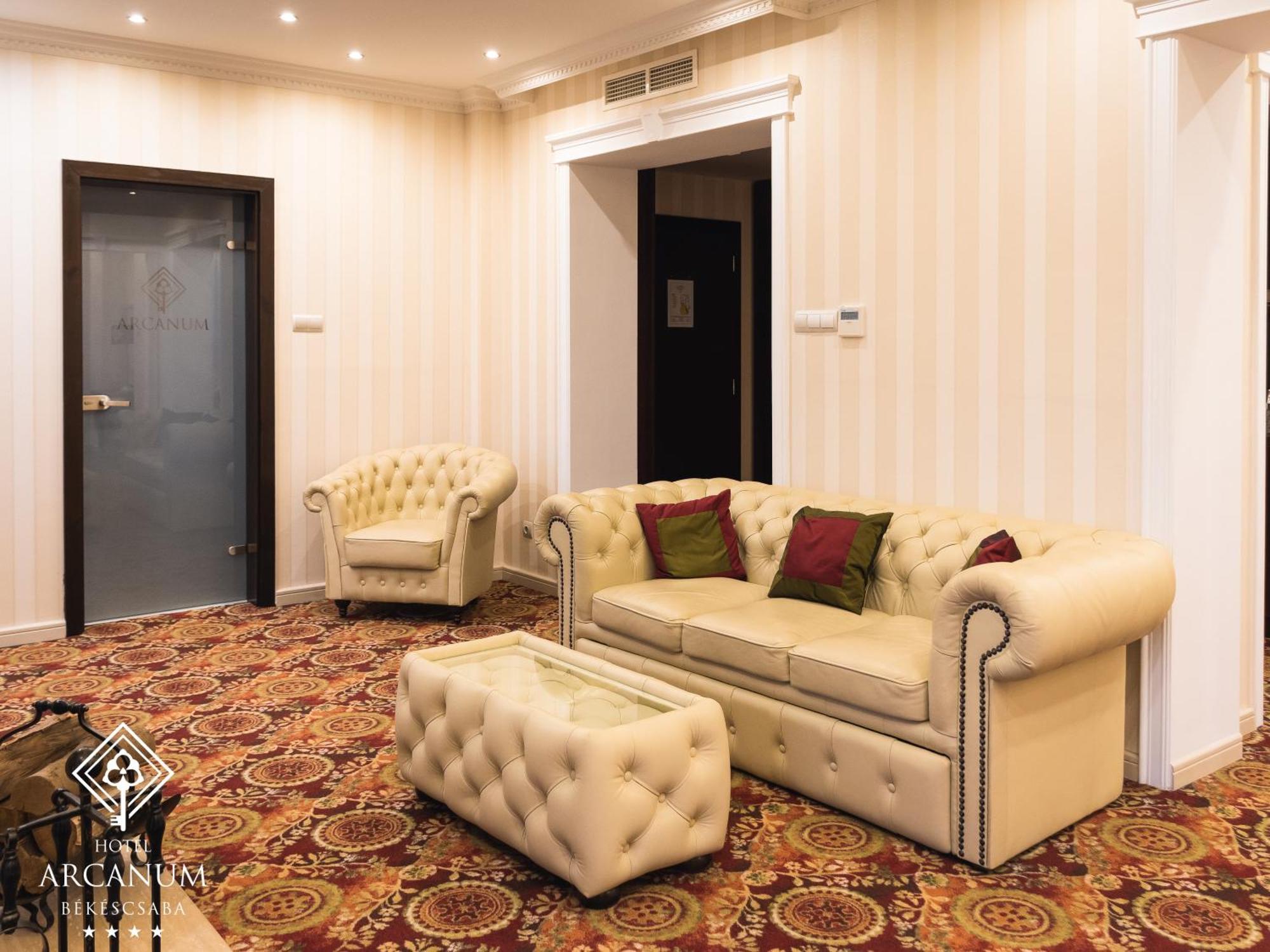 Arcanum Hotel Bichișciaba Exterior foto
